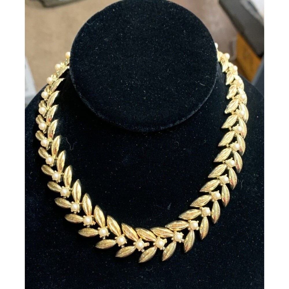Vintage Coro Necklace Gold Tone Pearl Chain Choker Signed 16”